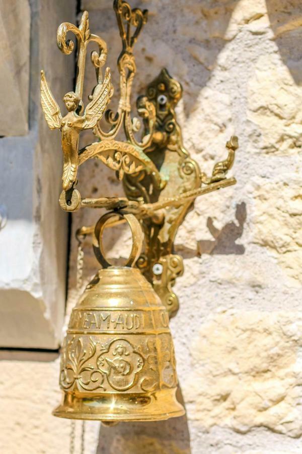 Chez Fabrice Hotel Dun-sur-Auron Bagian luar foto